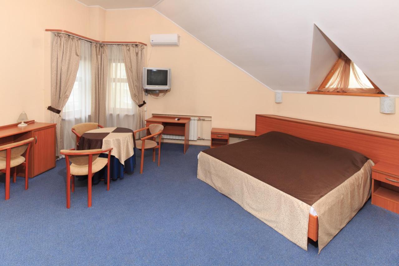 Hotel Zhayvir Kiev Exterior foto